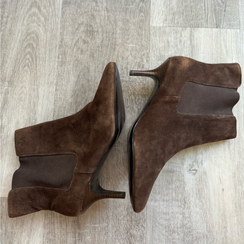 Ralph Lauren brown suede bootie heels | Size 9.5